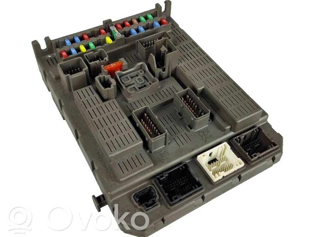 Citroen C8 Fuse module 