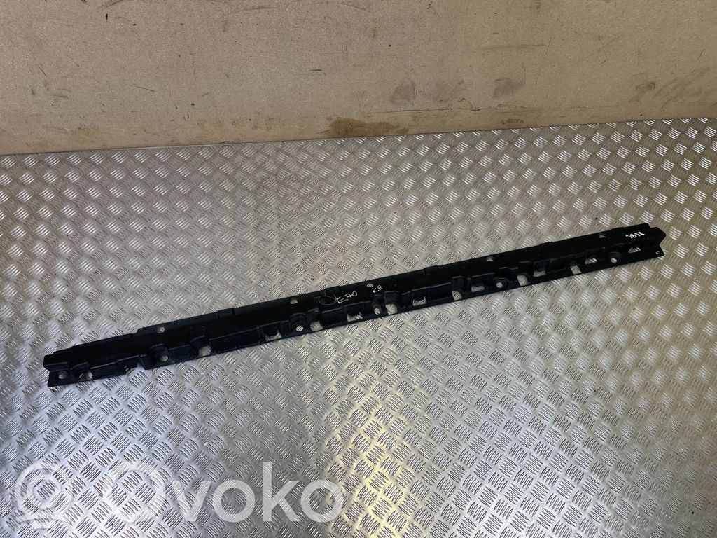 BMW X5 E70 Sill supporting ledge 