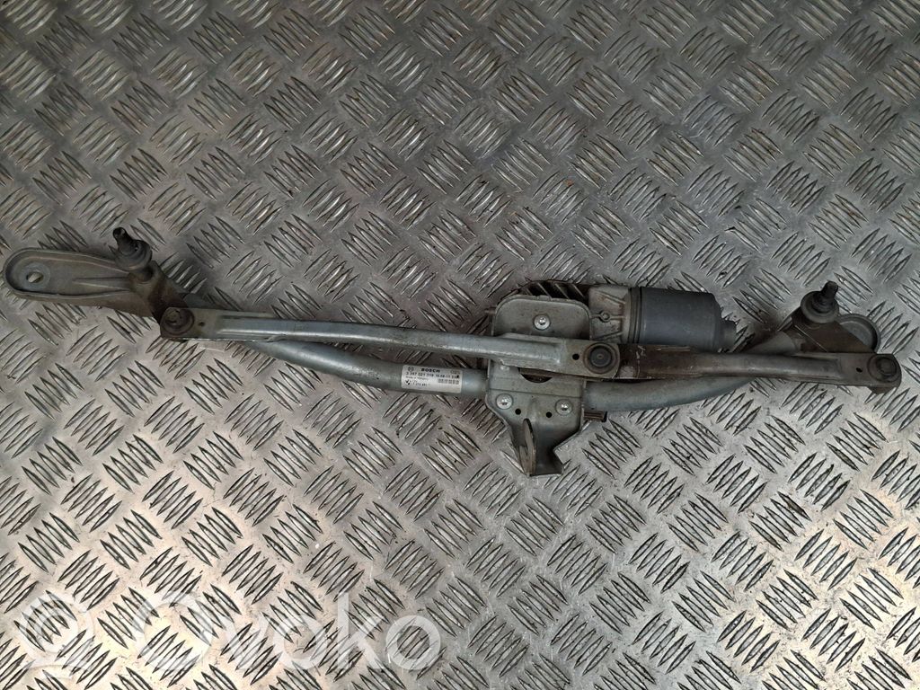 BMW 5 F10 F11 Front wiper linkage and motor 