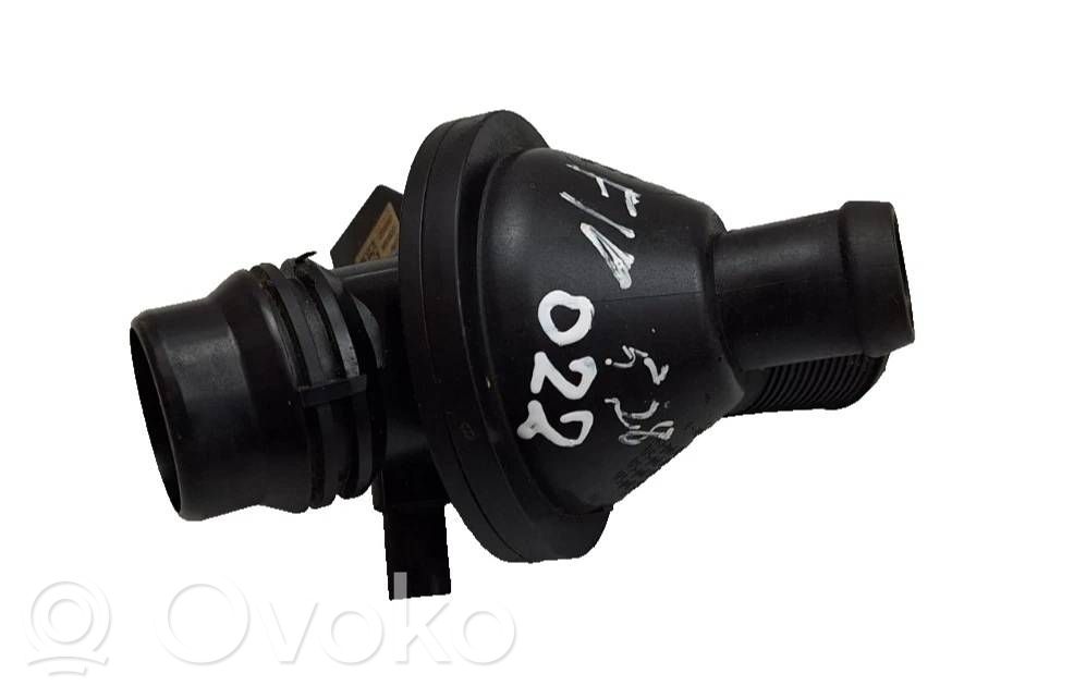 BMW 5 GT F07 Termostat 