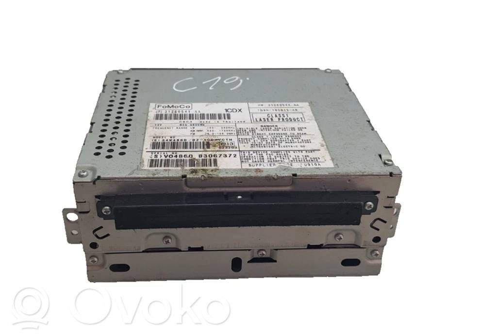 Volvo V70 Panel / Radioodtwarzacz CD/DVD/GPS 