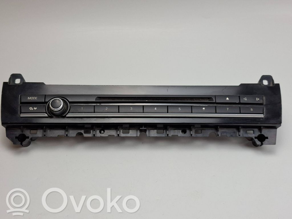 BMW 5 F10 F11 Panel / Radioodtwarzacz CD/DVD/GPS 