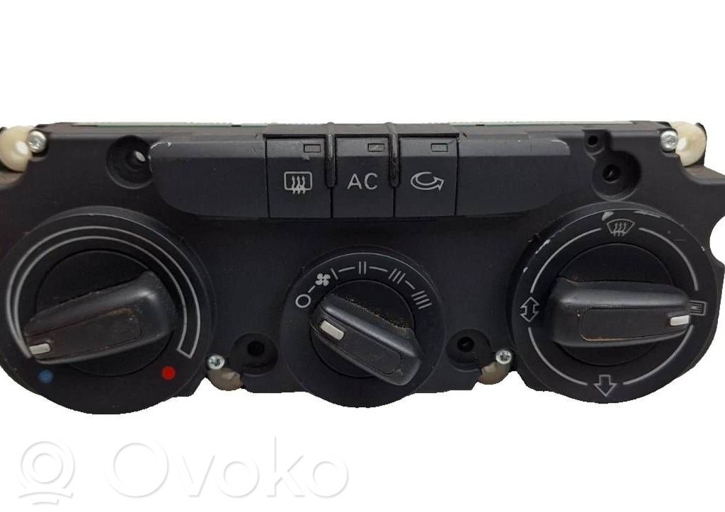 Audi A3 S3 A3 Sportback 8P Climate control unit 