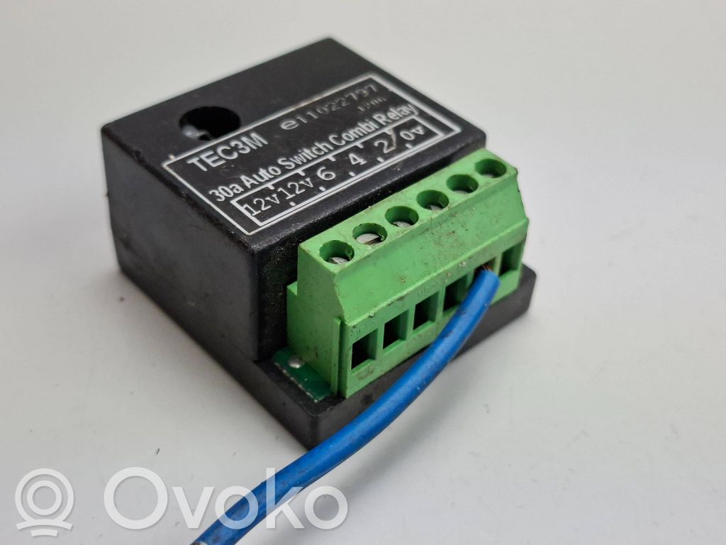 Audi A4 S4 B8 8K Tow bar trailer control unit/module 