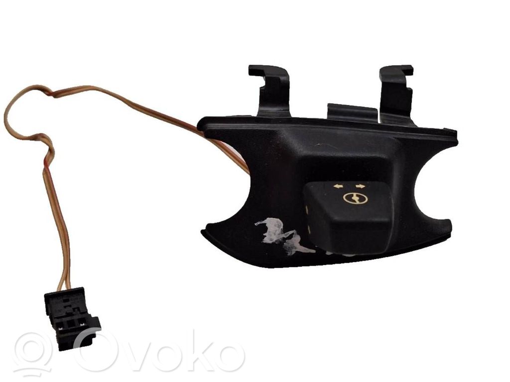 BMW X5 E70 Steering wheel adjustment switch 