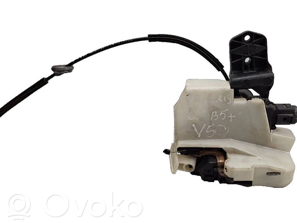 Volkswagen PASSAT B5 Zamek drzwi przednich 