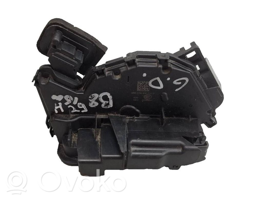 Volkswagen Polo III 6N 6N2 6NF Galinių durų spyna 