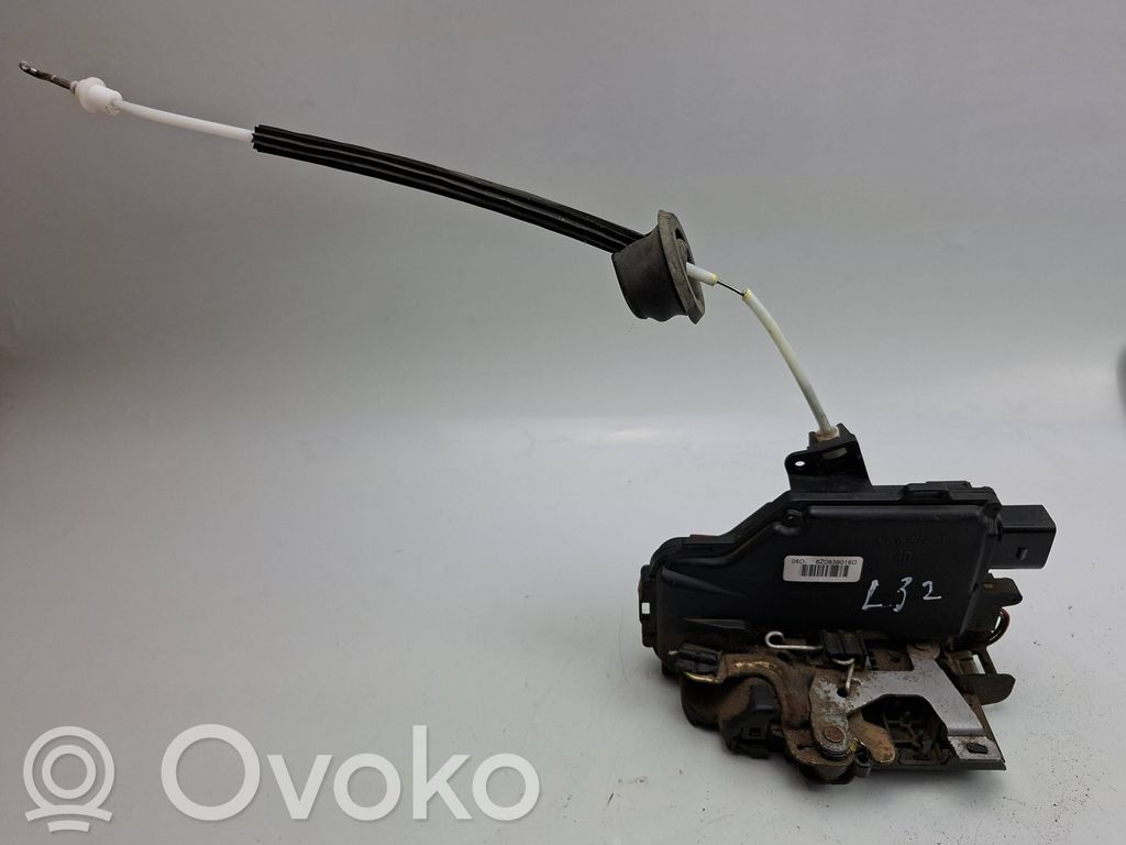 Audi A2 Aizmugurē slēdzene 