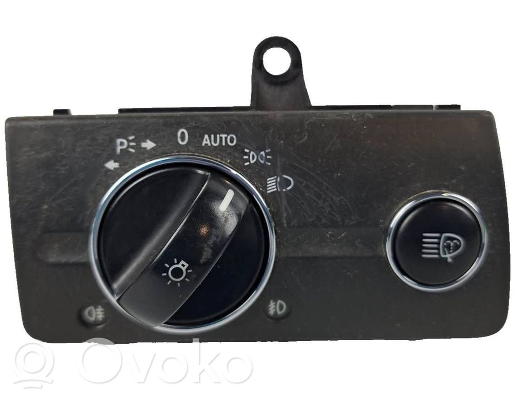 Mercedes-Benz E W211 Light switch 