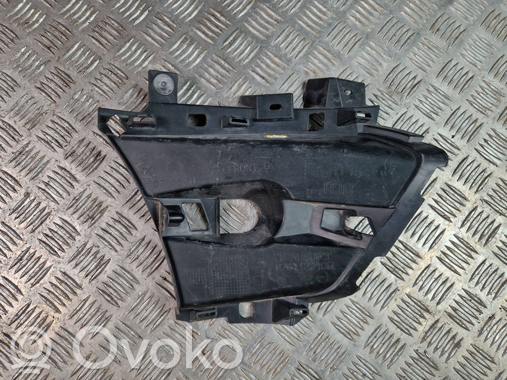 Renault Captur II Front bumper mounting bracket 