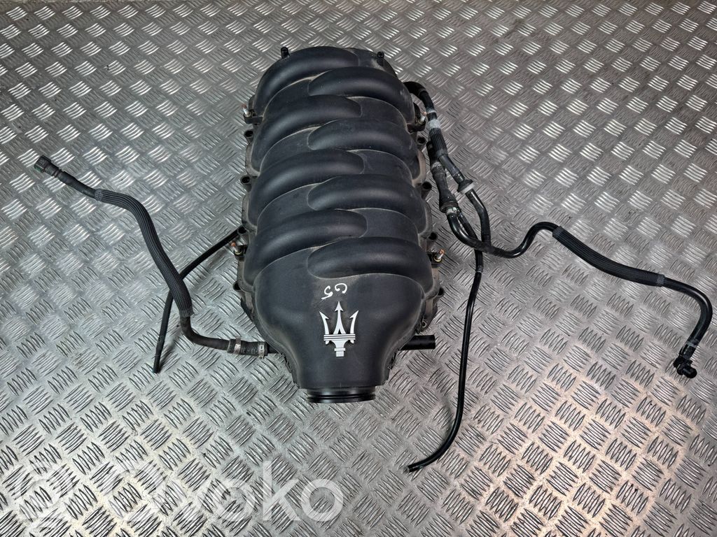 Maserati GranTurismo Kolektor ssący 