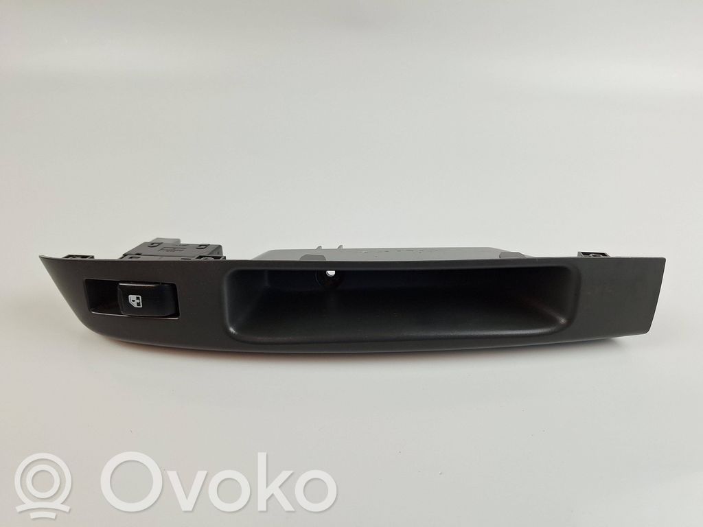 Chevrolet Spark Interruptor del elevalunas eléctrico 