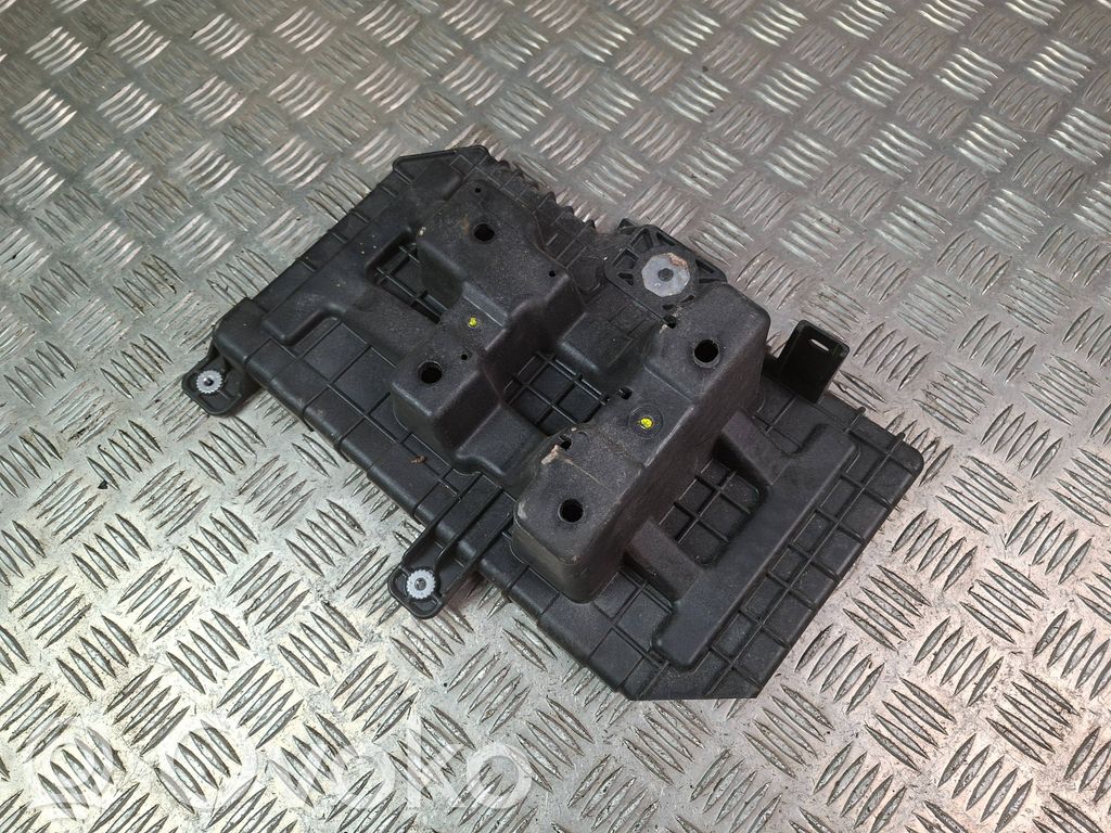 KIA Sorento Akun alusta 