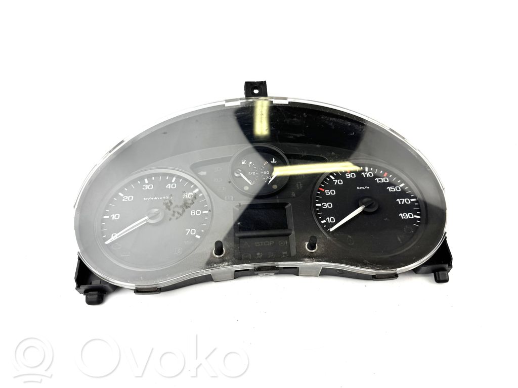 Citroen Berlingo Speedometer (instrument cluster) 