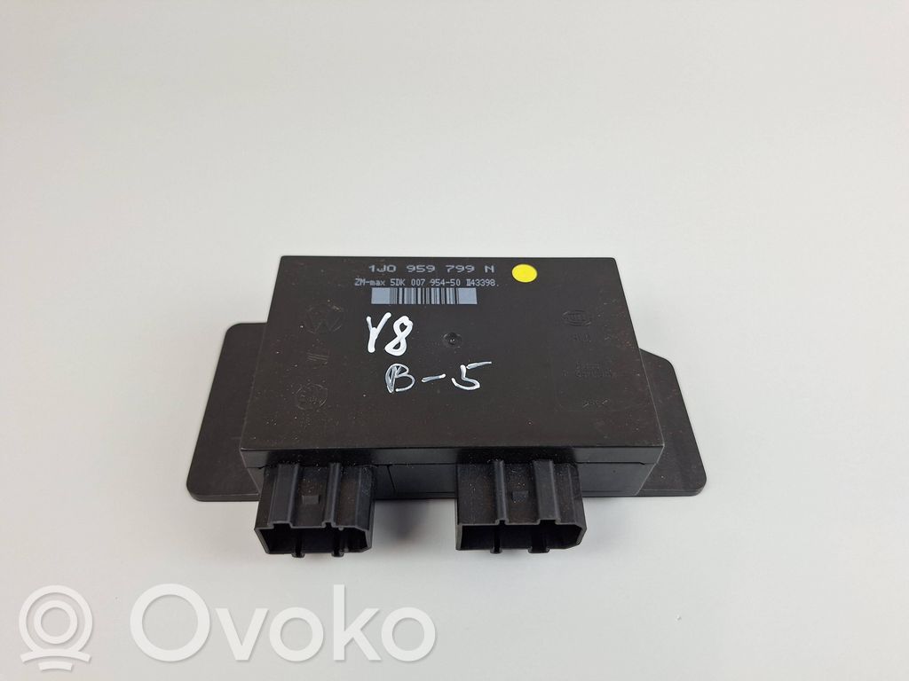 Volkswagen PASSAT B5 Module confort 