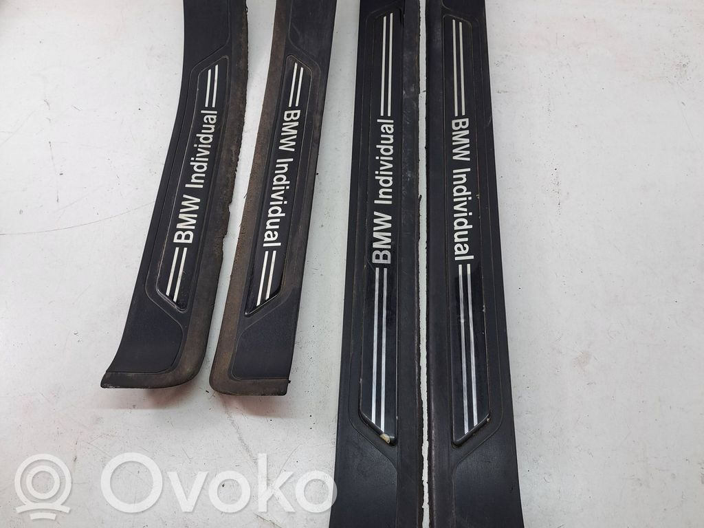 Sill/side skirt trim