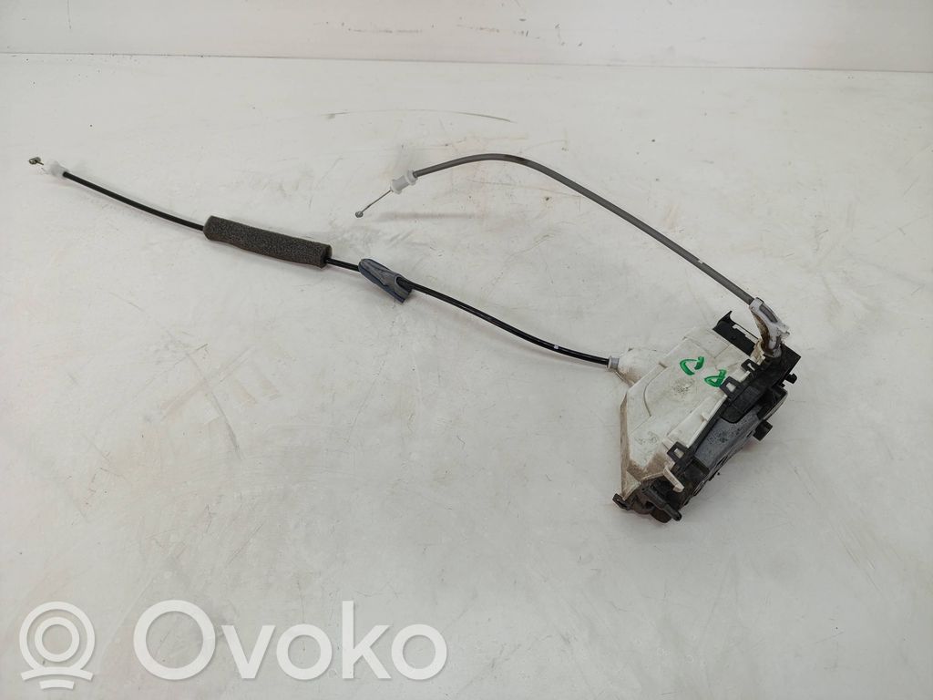 Peugeot 301 Etuoven lukko 