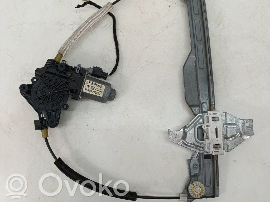 Peugeot 301 Regulador de puerta delantera con motor 