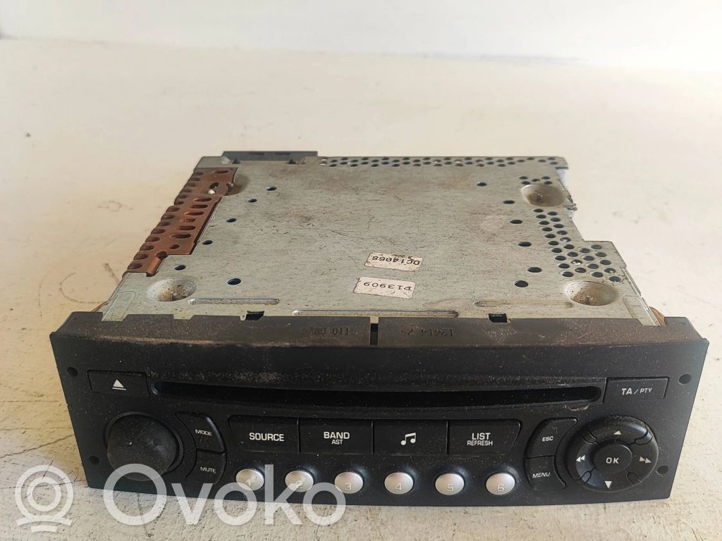 Citroen C4 Grand Picasso Panel / Radioodtwarzacz CD/DVD/GPS 