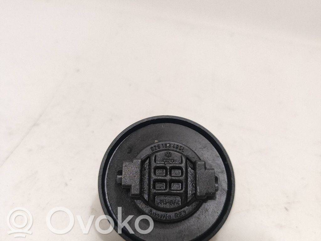 Korek wlewu oleju   026103485L,6B103485C,6B103485D