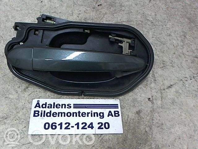 BMW X3 E83 Etuoven ulkokahva 
