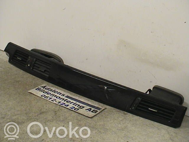 BMW 5 E60 E61 Dash center air vent grill 