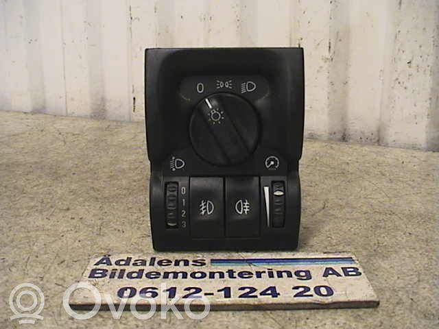 Light switch   90504974,53142800