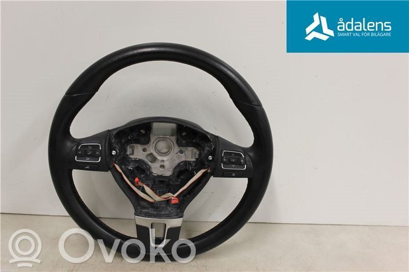 Volkswagen Golf VI Steering wheel 