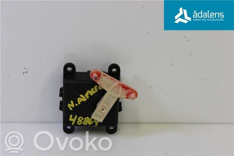 Nissan Almera N16 Actuator/motor clapetă debit aer A/C 