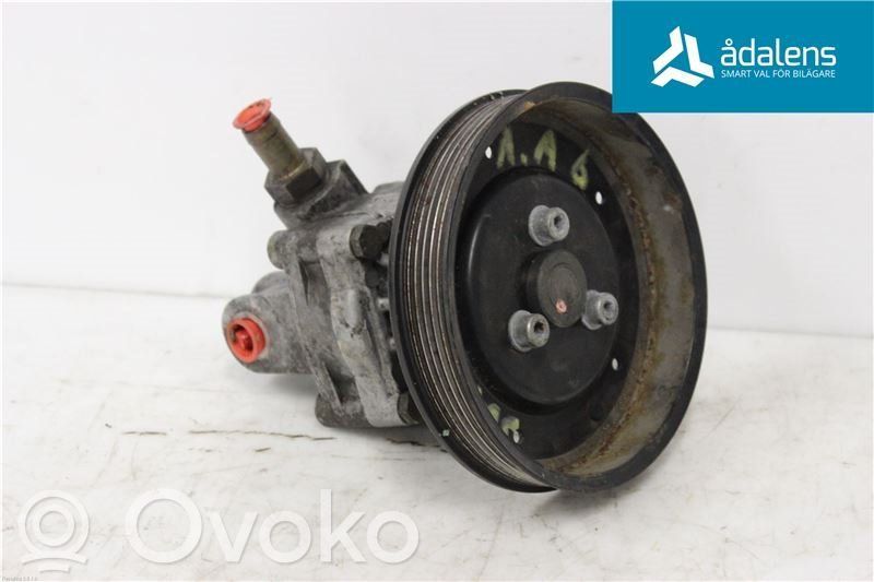 Audi A6 S6 C4 4A Ohjaustehostimen pumppu 