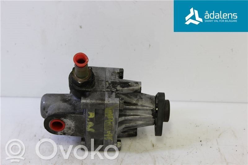 Audi A6 S6 C4 4A Ohjaustehostimen pumppu 