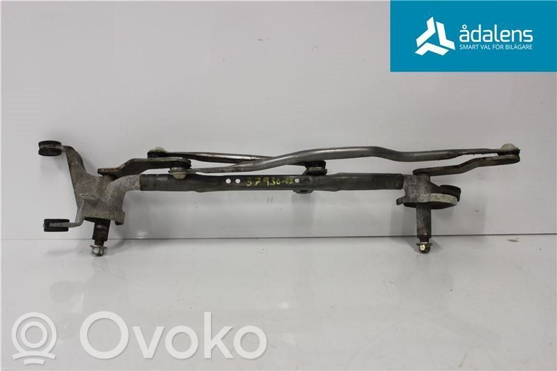 Mazda 5 Front wiper linkage 