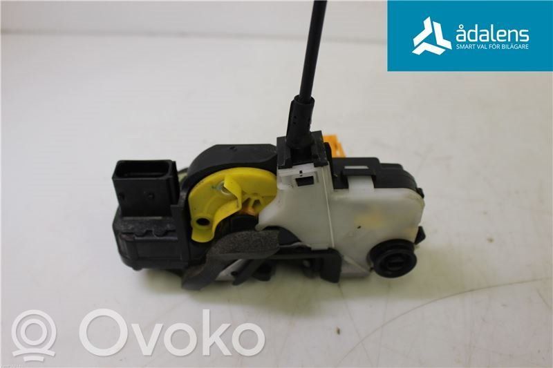 Opel Astra J Centrinio užrakto varikliukas 
