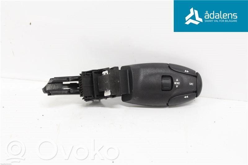 Citroen Berlingo Steering wheel buttons/switches 