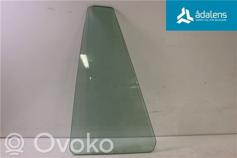 Subaru Outback Ventanilla de ventilación de la puerta trasera 