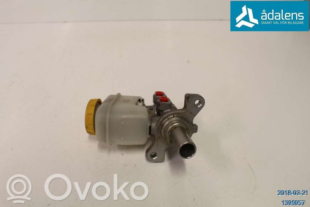 Subaru Outback Pääjarrusylinteri 