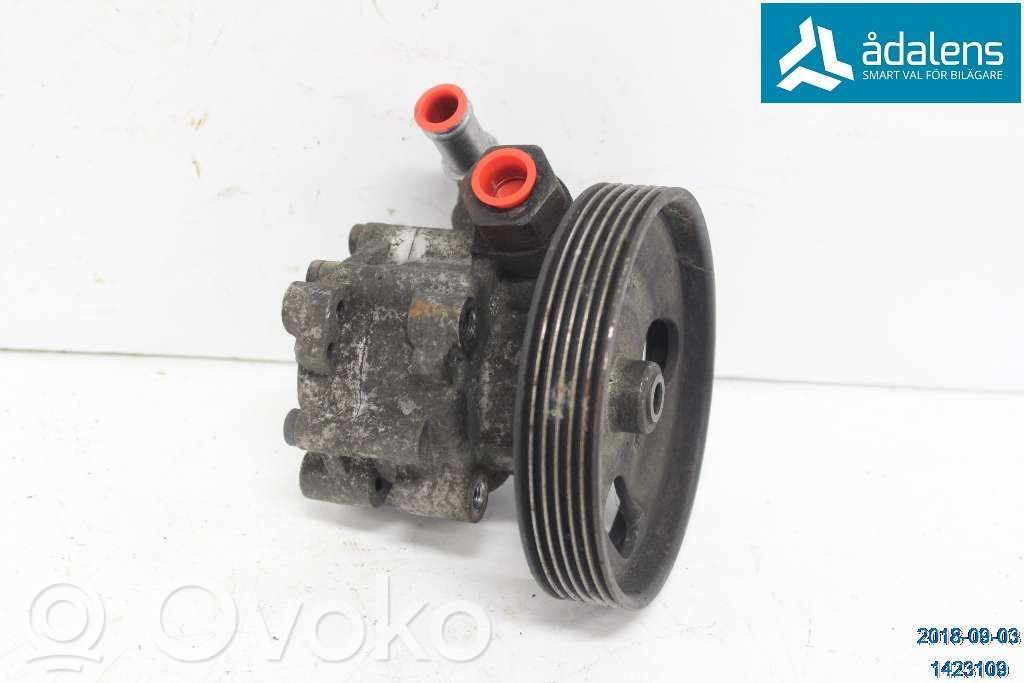 Peugeot 807 Power steering pump 