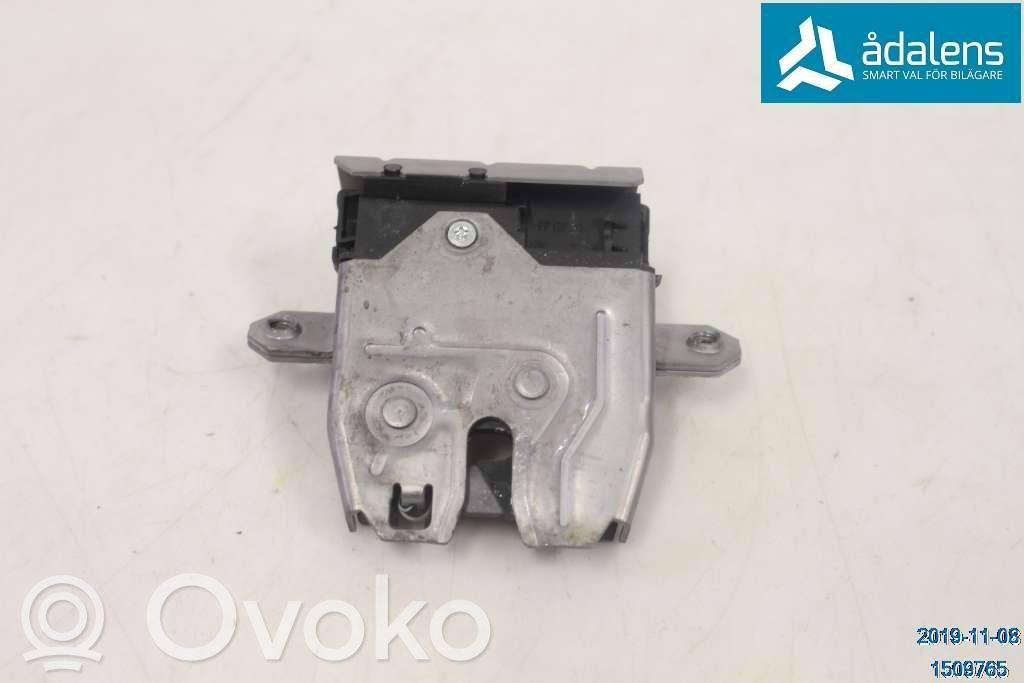 Volvo XC60 Loading door lock 
