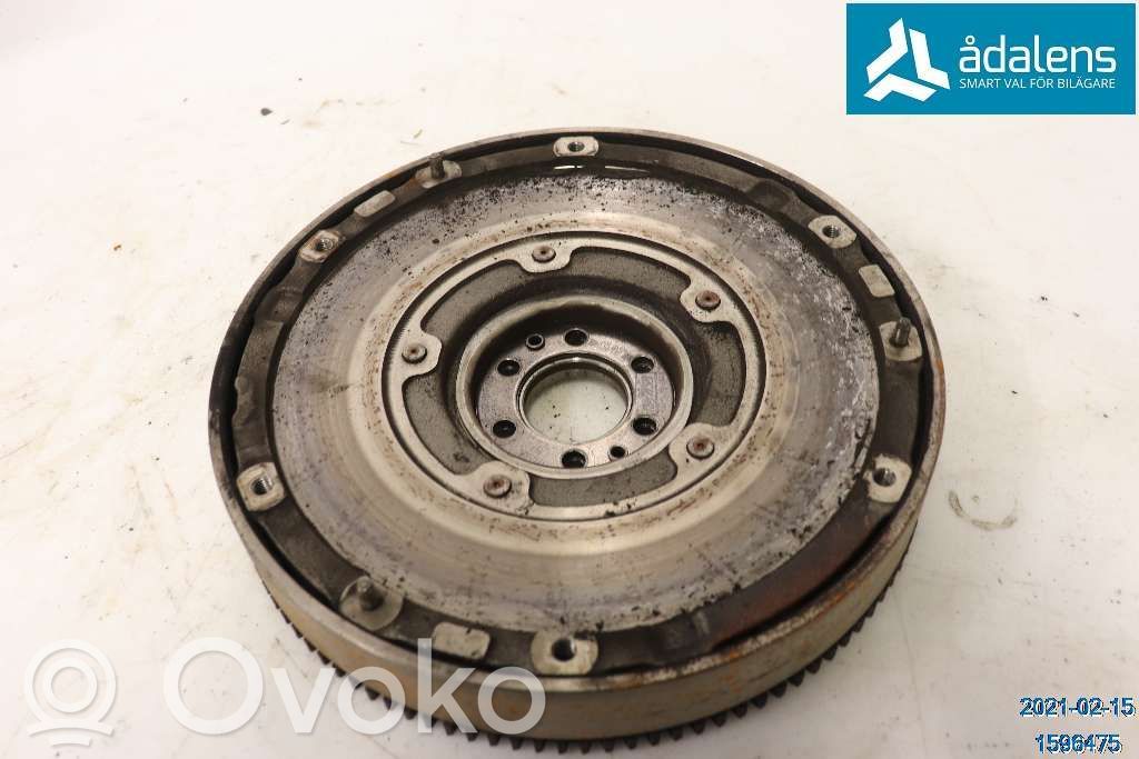 Volvo V50 Vauhtipyörä 