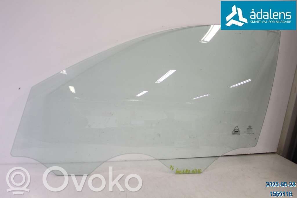 KIA Ceed priekšējo durvju stikls (četrdurvju mašīnai) 