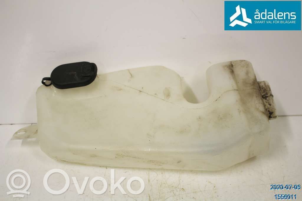 Dacia Sandero Langų skysčio bakelis 