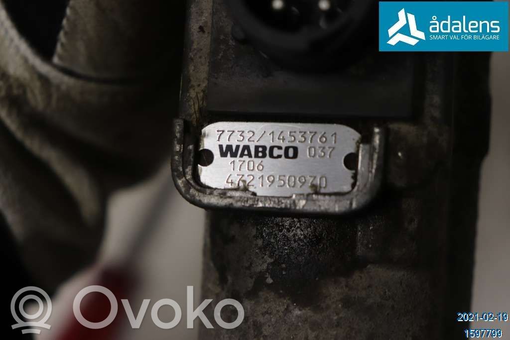 Volvo S90, V90 Scheinwerfer 