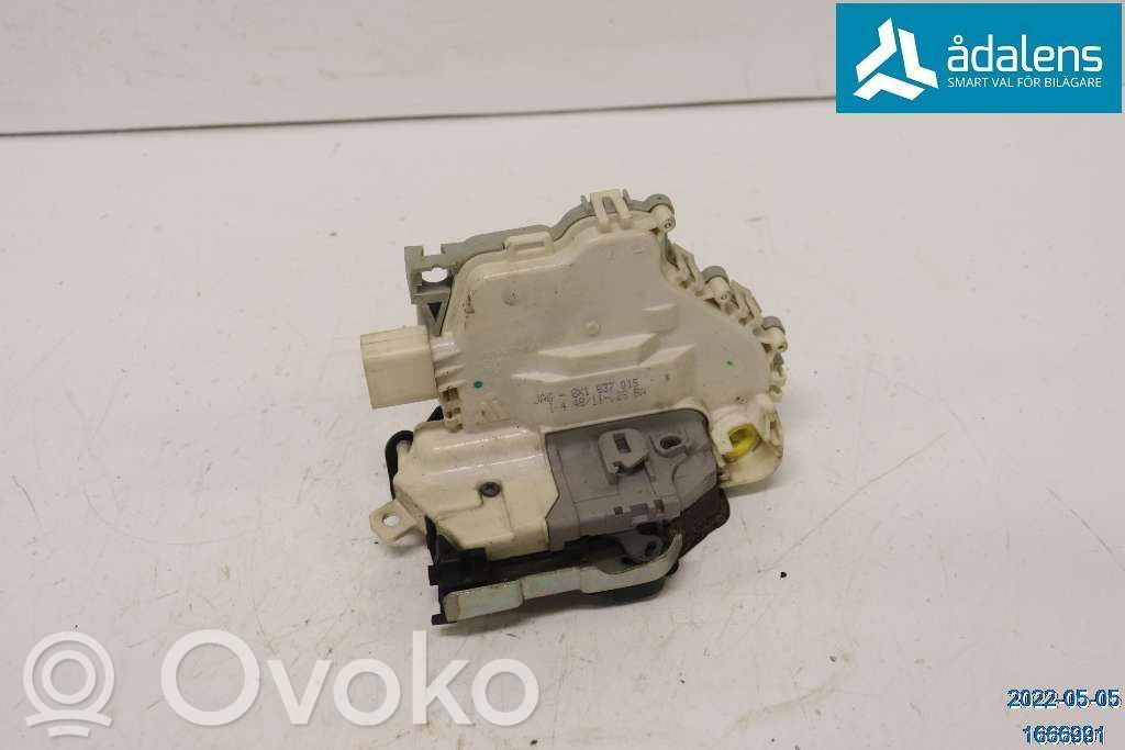 Central locking motor   8X1837015B,8X1837015