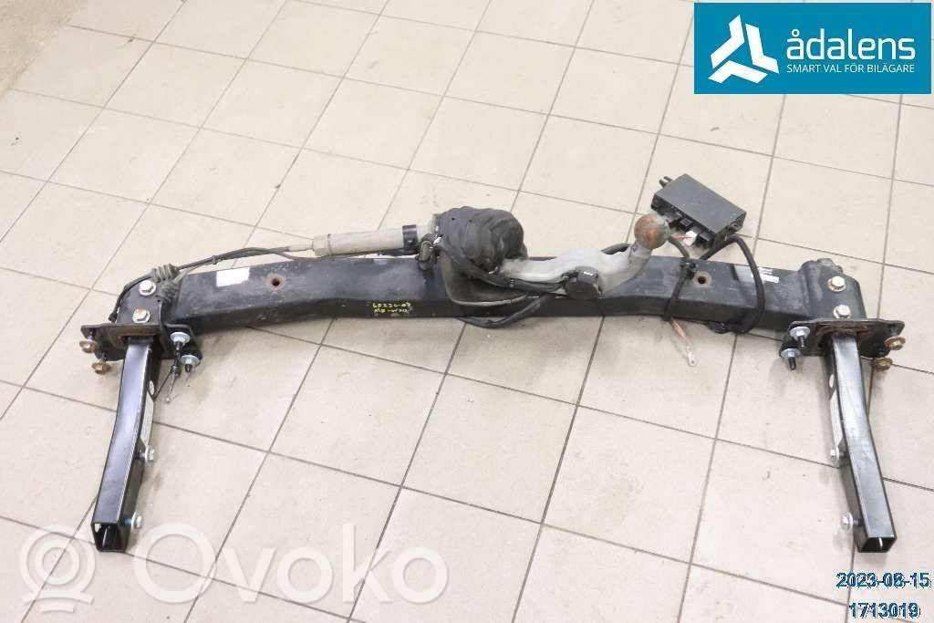 Mercedes-Benz E W211 Hak holowniczy / Komplet 
