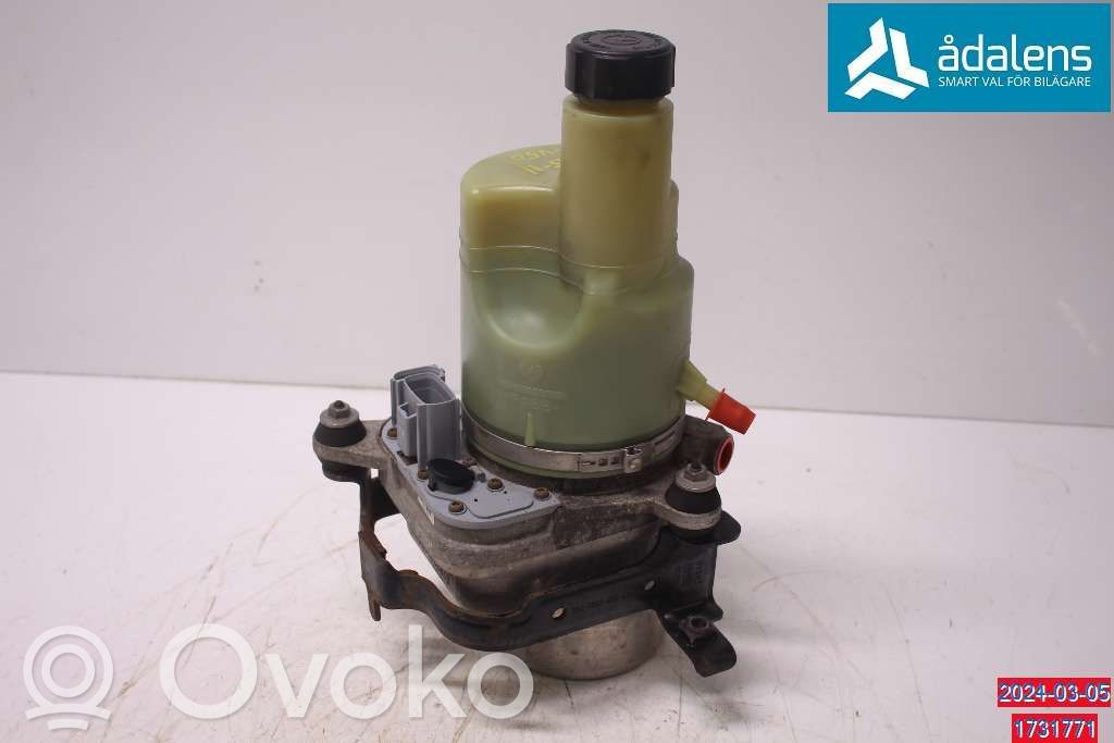 Volvo V50 Pompa wspomaganie układu kierowniczego 