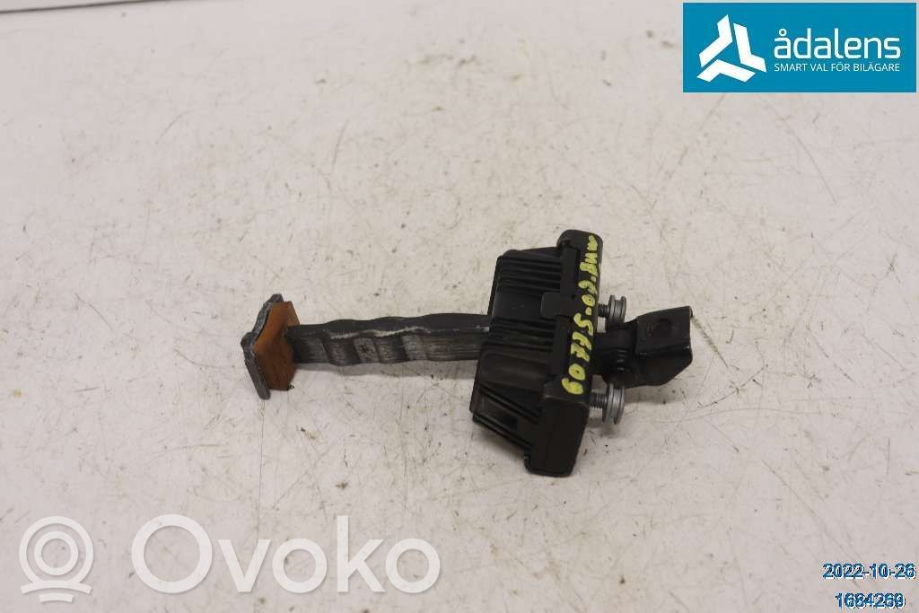 BMW X5 E70 Etuoven pidätin 
