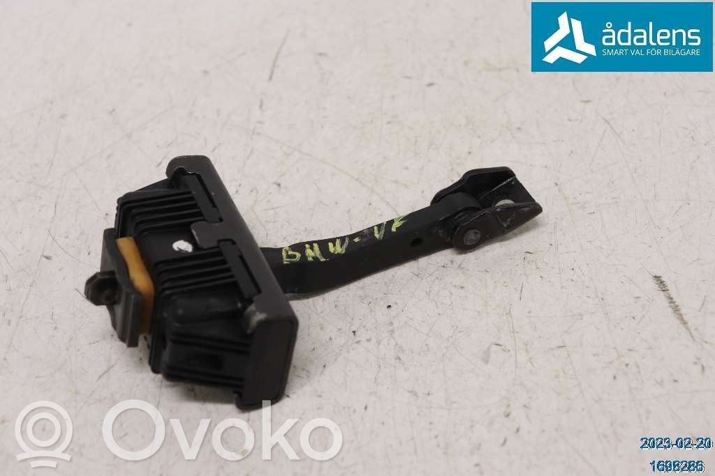 BMW 1 E82 E88 Front door check strap stopper 