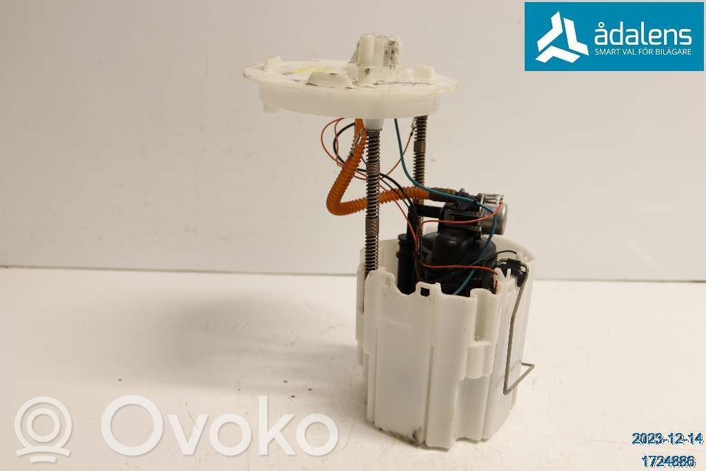 Opel Astra J Bomba interna de combustible 