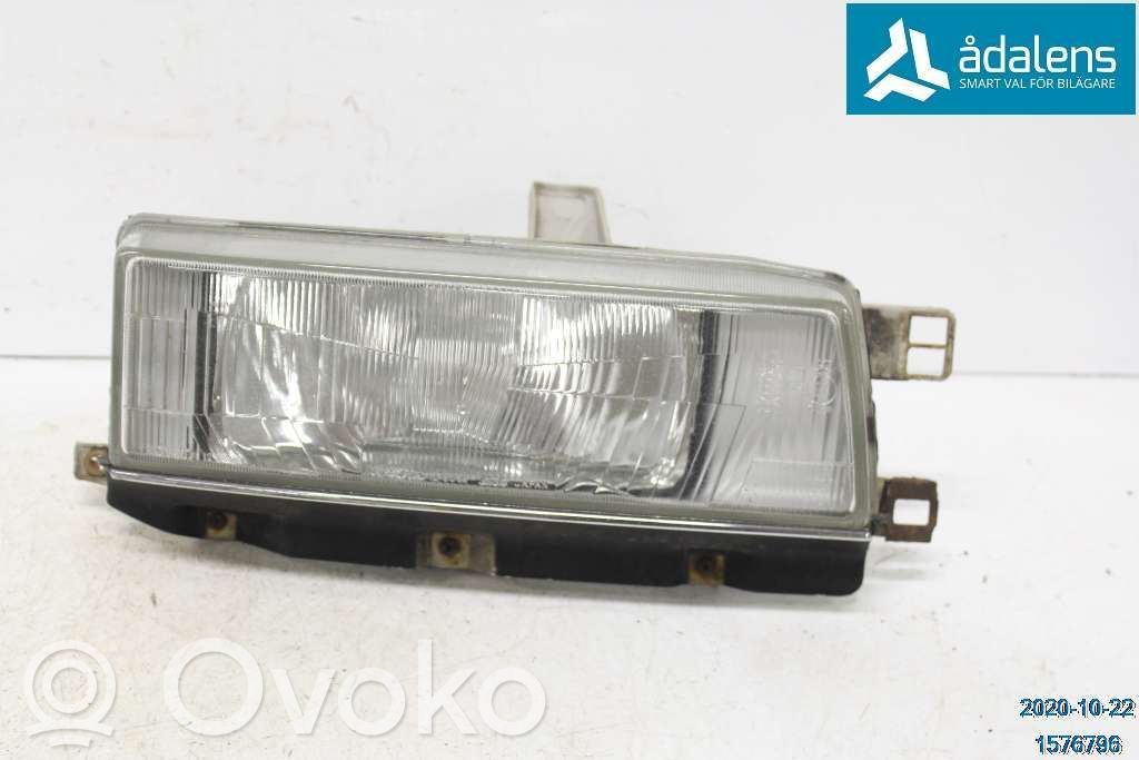Toyota Corolla E90 Headlight/headlamp 