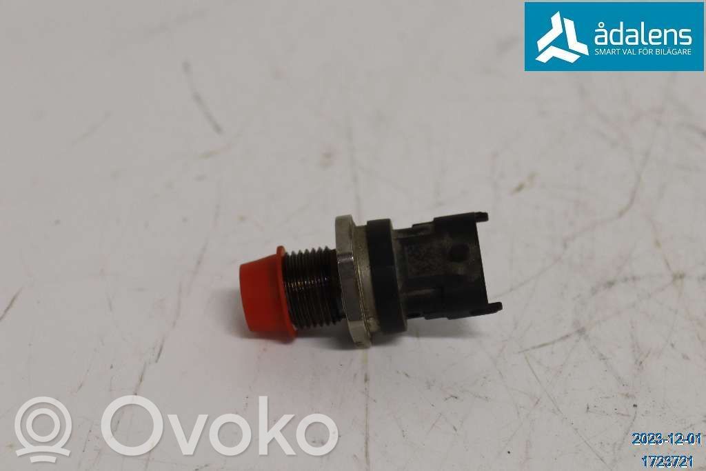 Saab 9-3 Ver2 Régulateur de pression de carburant 